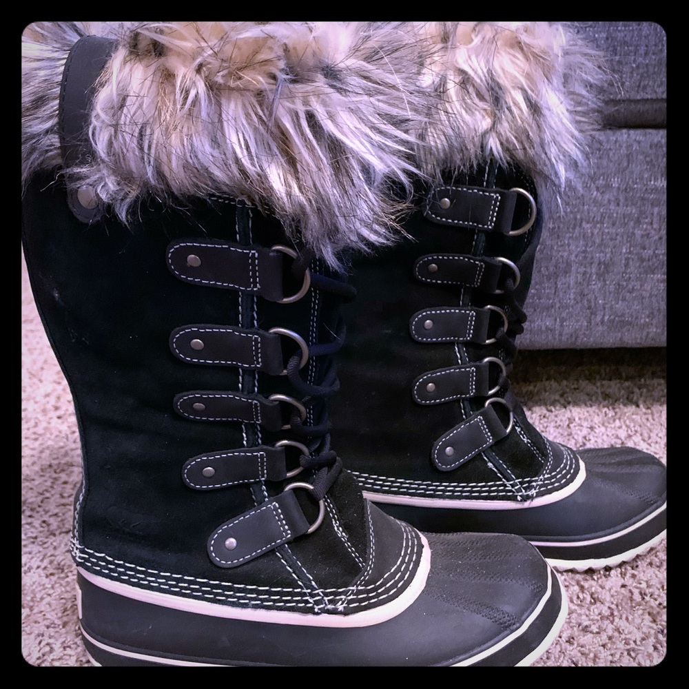 Sorel Joan of arctic boots